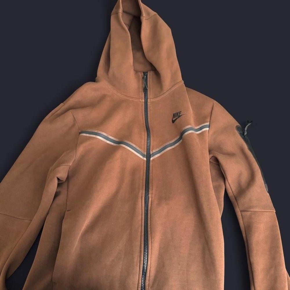 Nike Men's Tan Zip-Up Hoodie Jacket
